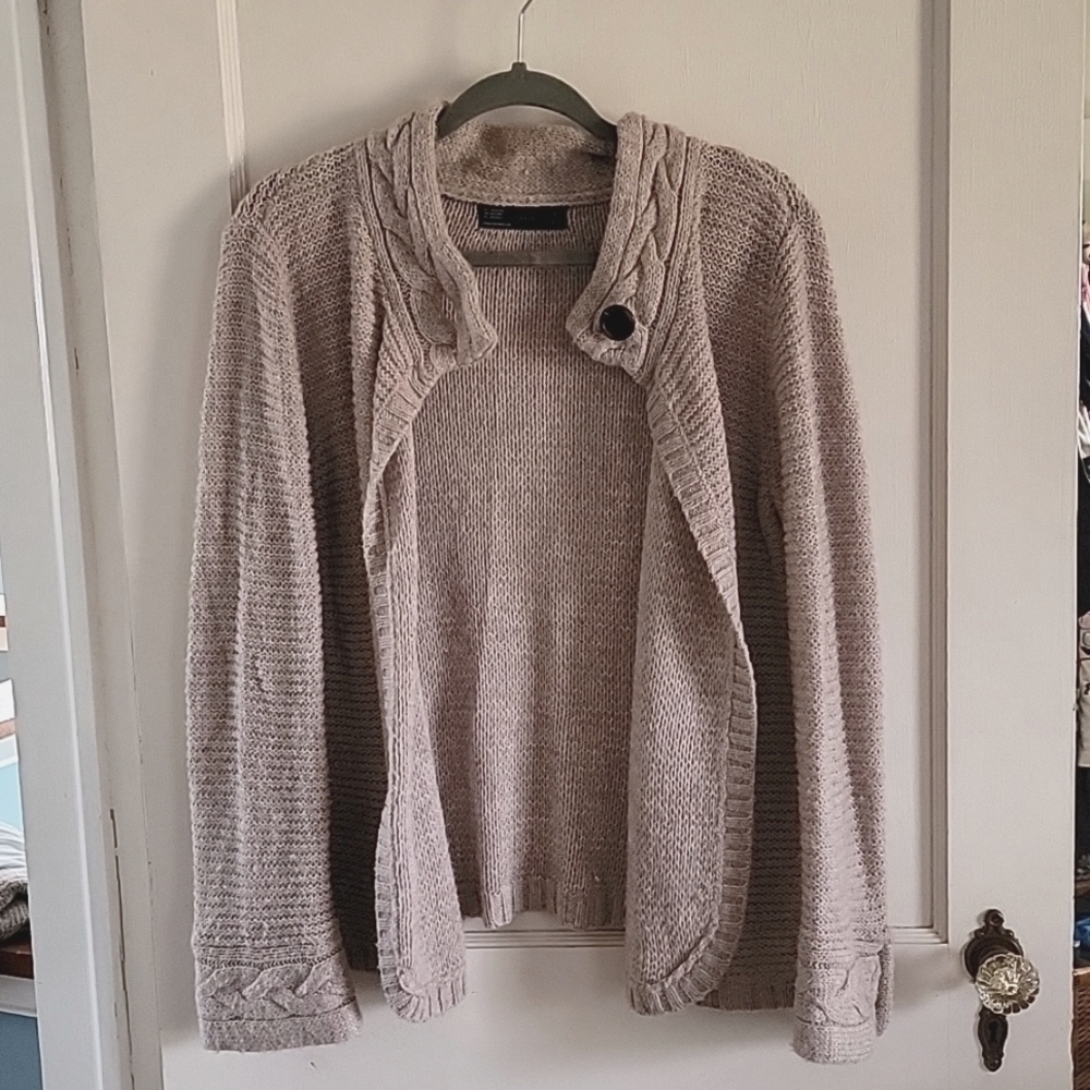 Zara Cardigan Sweater Large Alpaca blend Tan Cable knit details